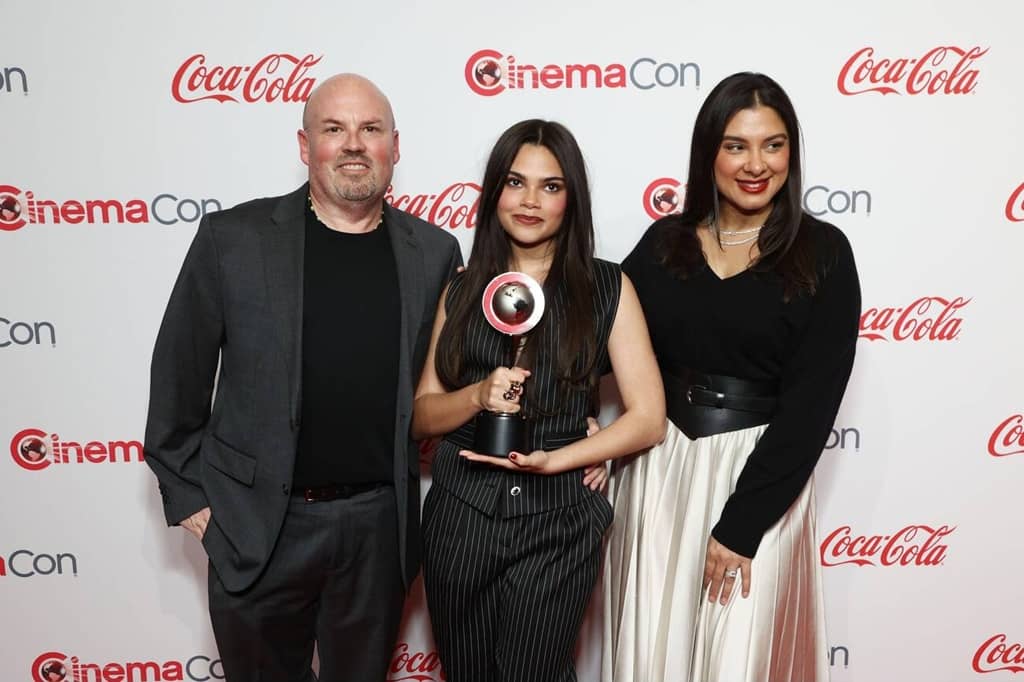 Shon Greenblatt wife and daughter