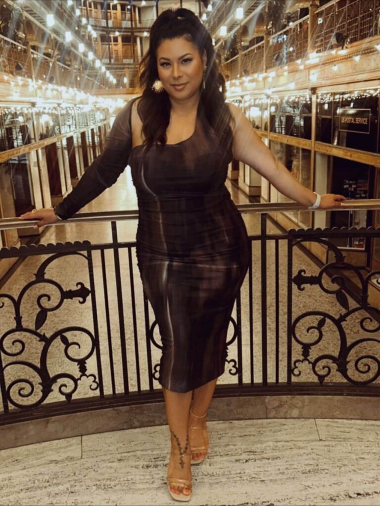 Carolyn Cerda at party