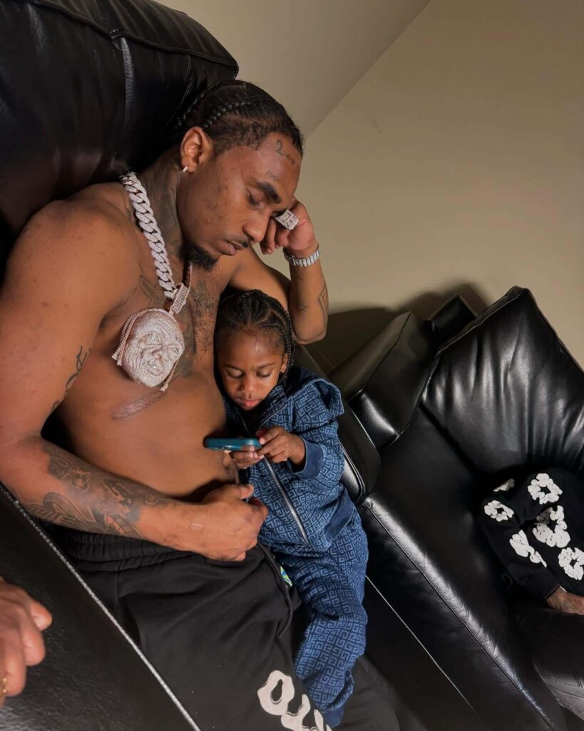 Loe Shimmy with his children