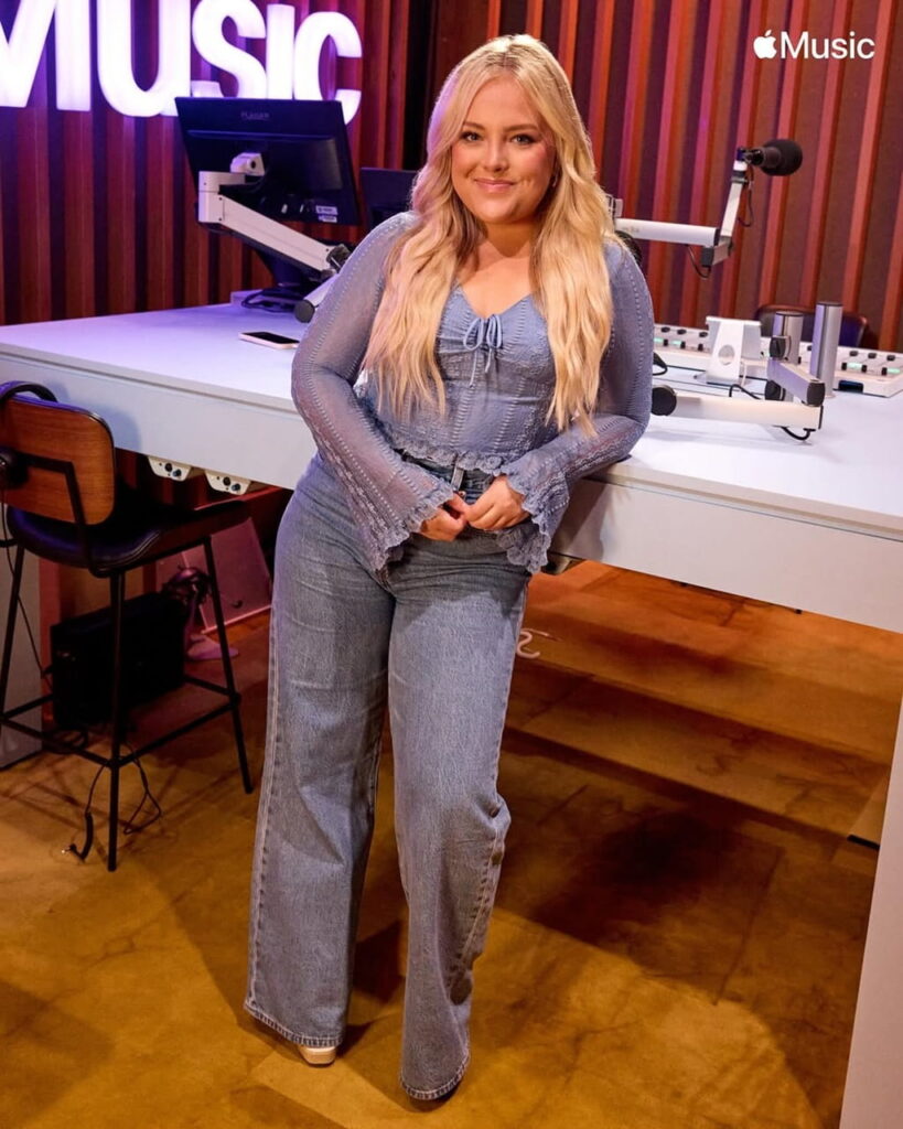 MaRynn Taylor during music recording 