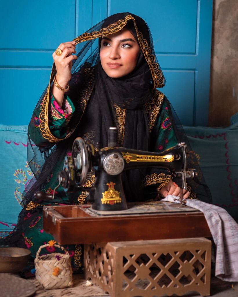 Yasmeen Alshafai sewing photo