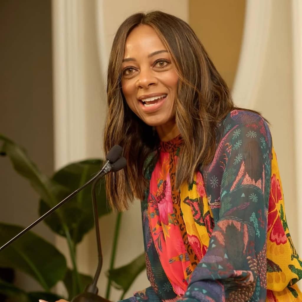 Nischelle Turner at event