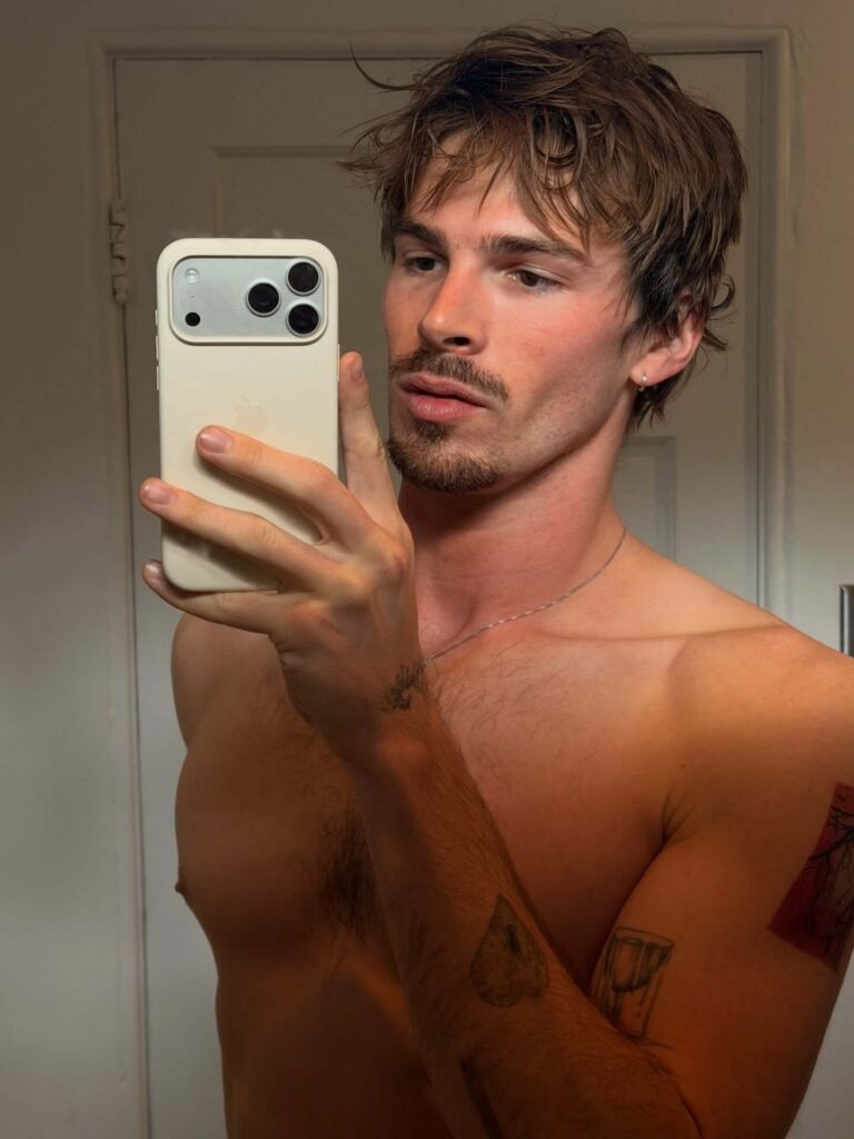 Ethan Gaskill shirtless photot