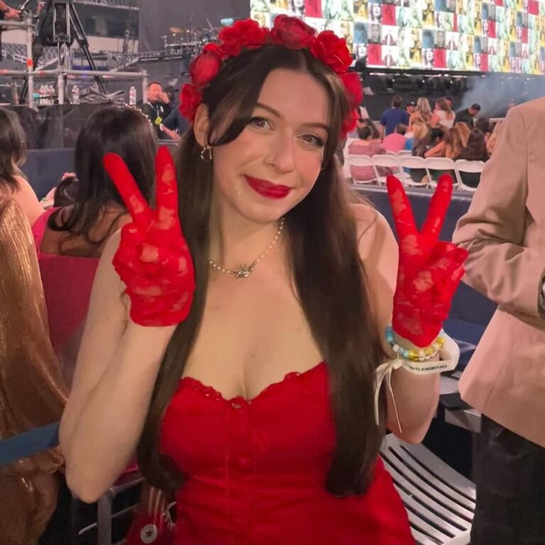 Who is Hannahxxrose