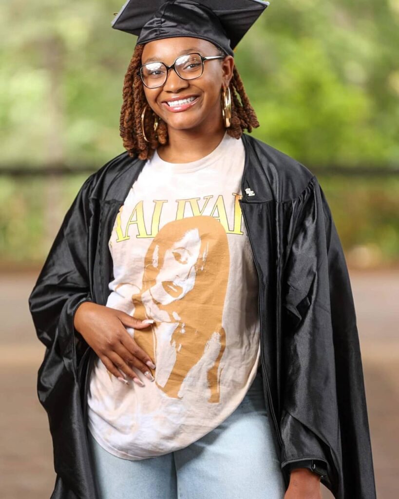 Shania Muhammad during college time