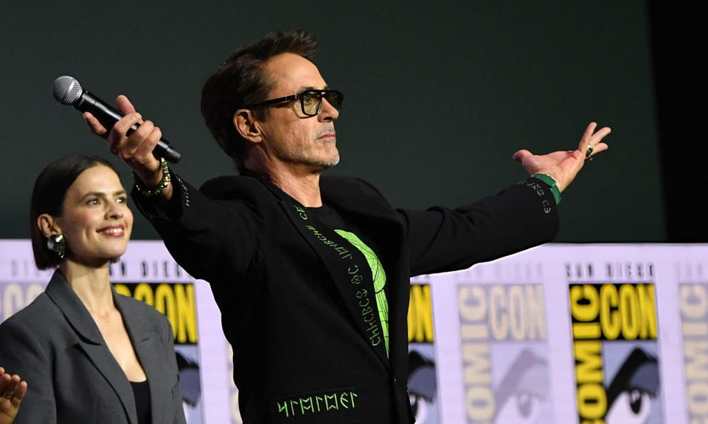 Robert Downey Jr.'s signature look