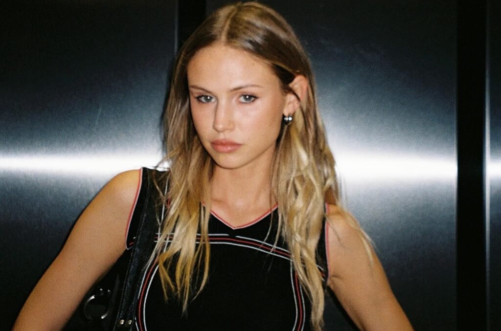 scarlett leithold Age